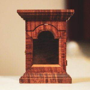 Vintage Wood Jewelry Box Display Case - one hook